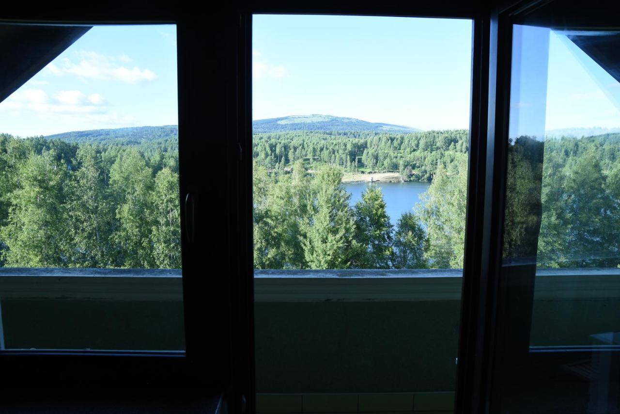Mm Narcis Bed & Breakfast Vlasina Rid Bagian luar foto