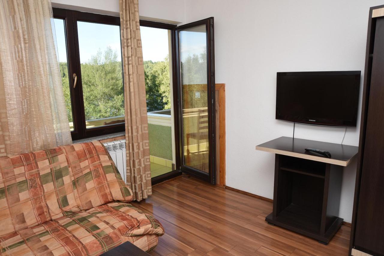 Mm Narcis Bed & Breakfast Vlasina Rid Bagian luar foto
