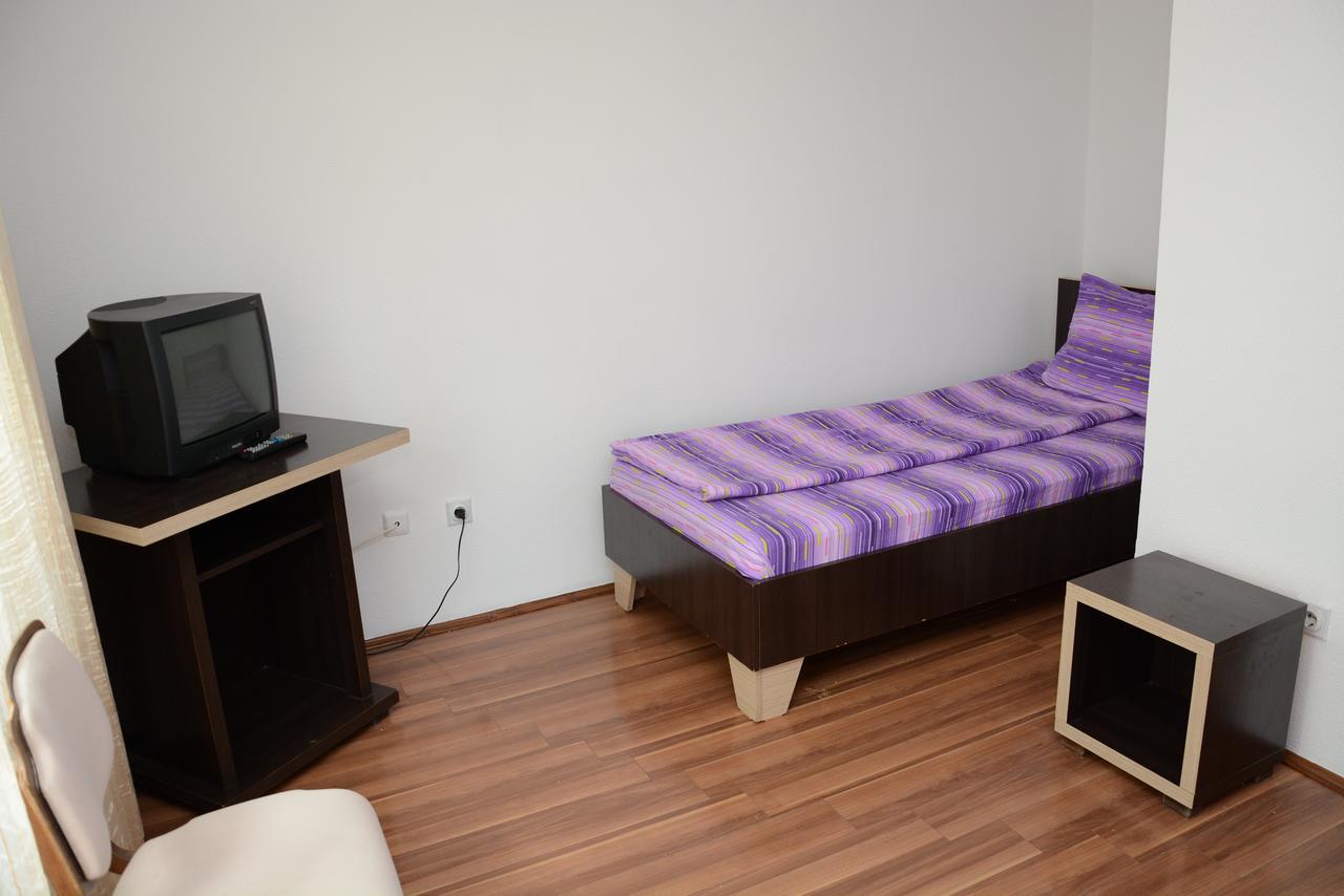 Mm Narcis Bed & Breakfast Vlasina Rid Bagian luar foto