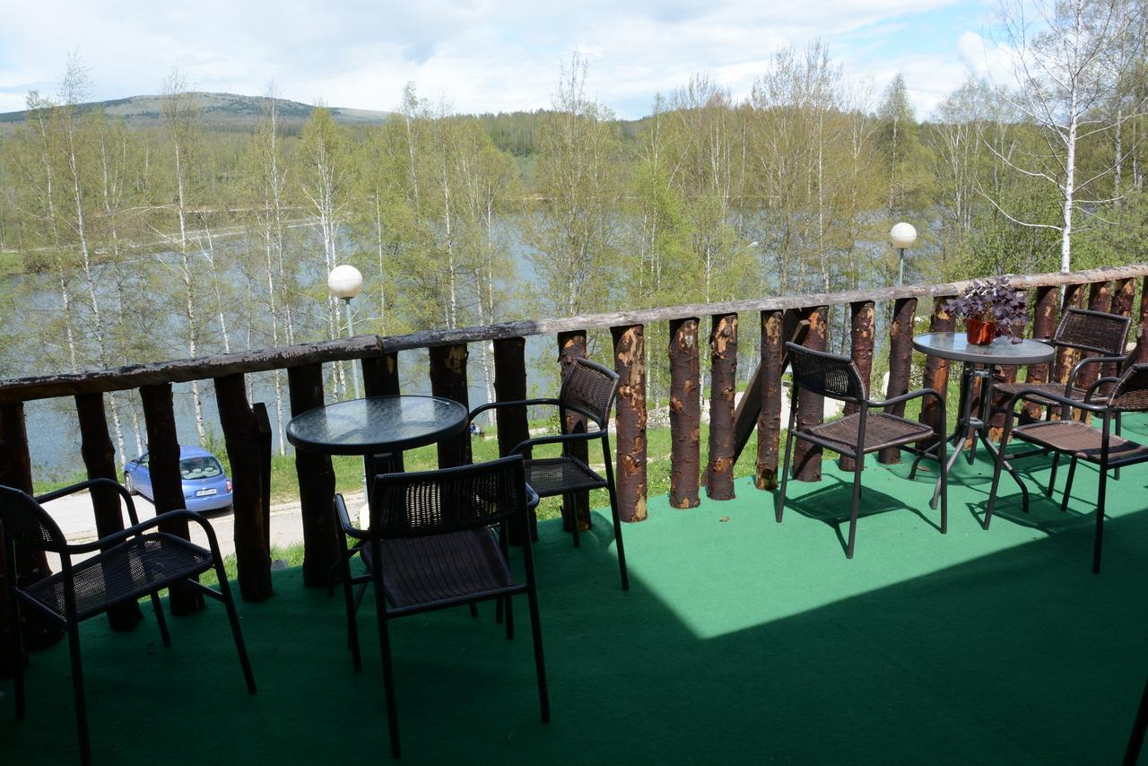 Mm Narcis Bed & Breakfast Vlasina Rid Bagian luar foto
