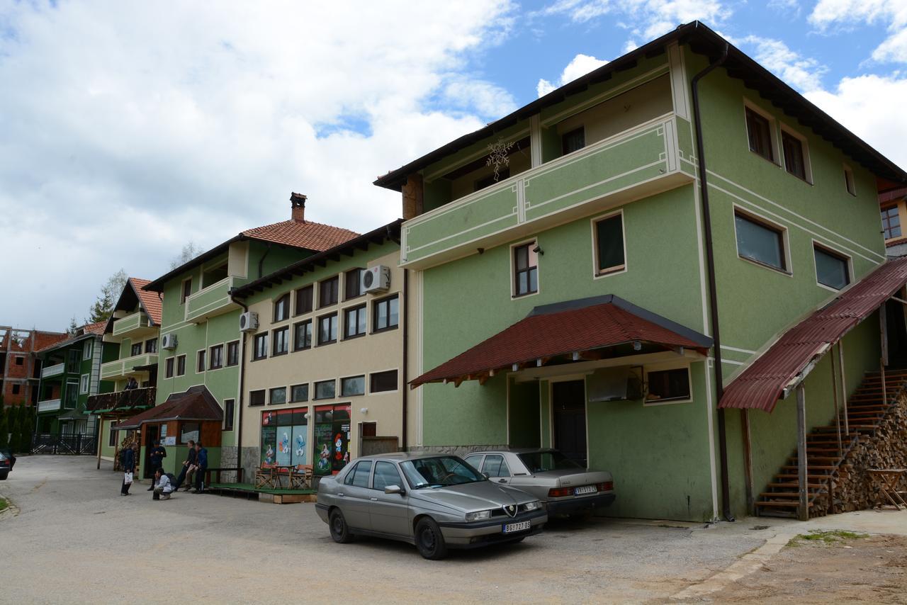 Mm Narcis Bed & Breakfast Vlasina Rid Bagian luar foto
