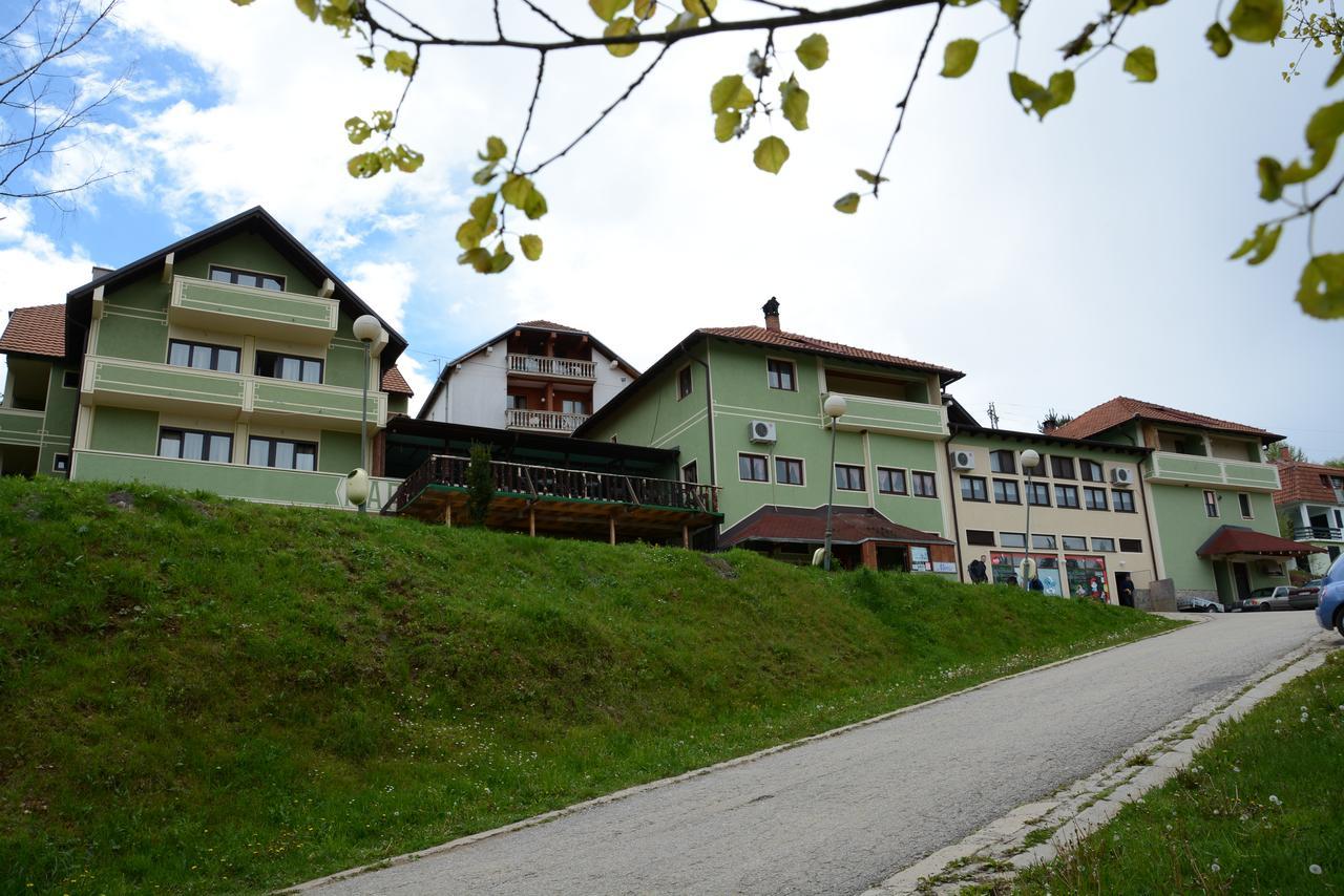 Mm Narcis Bed & Breakfast Vlasina Rid Bagian luar foto