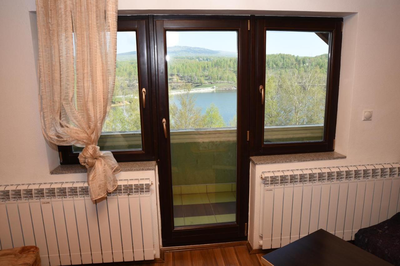 Mm Narcis Bed & Breakfast Vlasina Rid Bagian luar foto